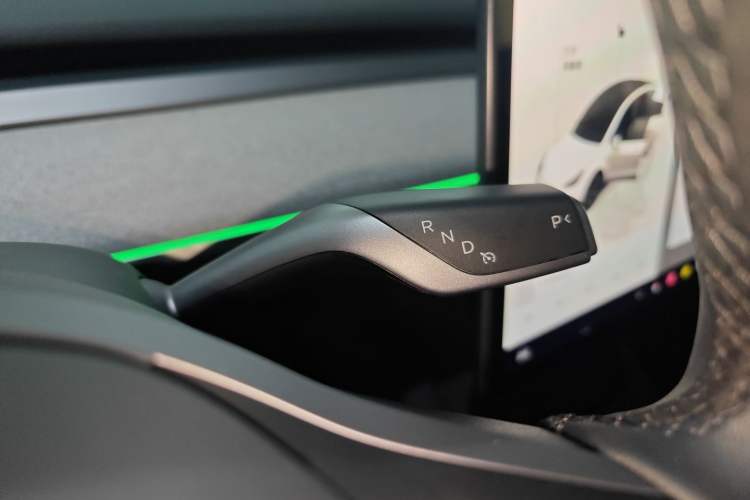 Used Tesla Model Y 2024 Rear-Wheel-Drive Version