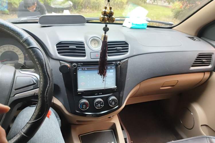 Used Wuling Hongguang 2013 1.5L S Comfort Model
