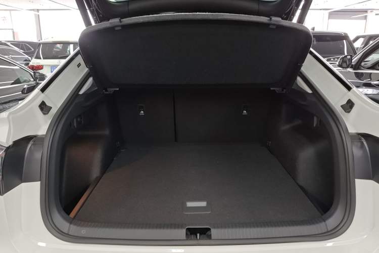 Used Volkswagen Tiguan X 2022 330TSI Two-Wheel-Drive Flagship Edition