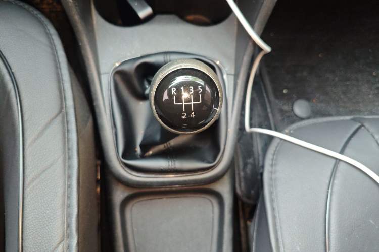 Used Volkswagen Polo 2014 1.4L Manual Fashion Edition