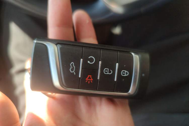 Used GAC Trumpchi M8 2021 Revised Version Lingxiu Series 390T Luxury Edition Vehicle Key