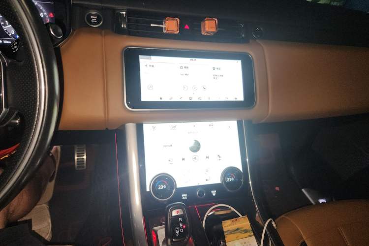 Used Land Rover Range Sport 2021 3.0 L6 HST Audio And AC Panel