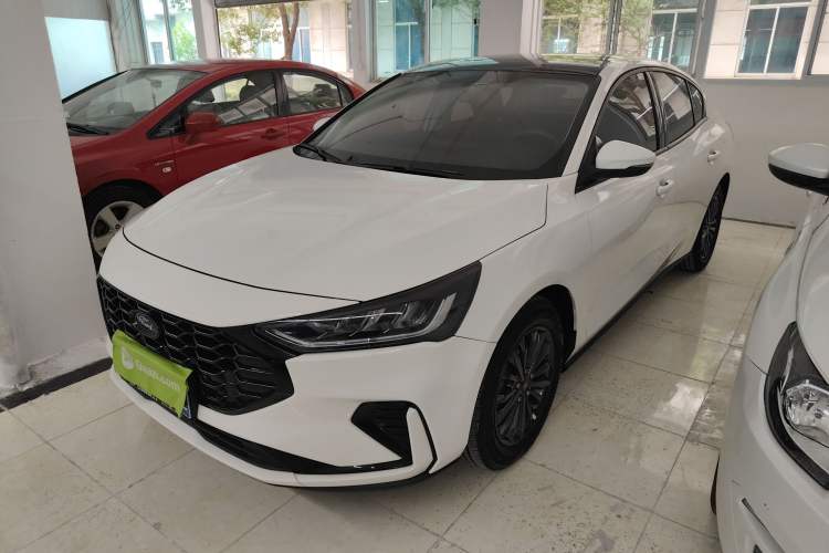 Used Ford Focus 2022 Sedan EcoBoost 180 Automatic Performance Edition