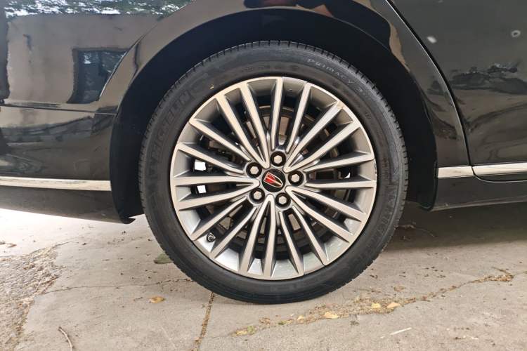 Used Hongqi H9 2020 2.0T Smart Connect Flagship Edition Right Rear Wheel Hub