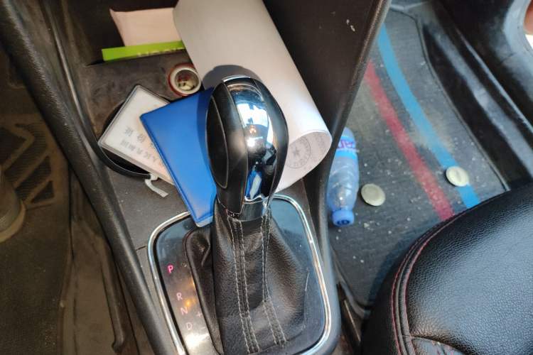 Used Volkswagen Polo 2016 1.6L Cross Polo Automatic
