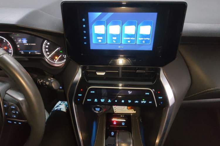 Used Toyota Harrier 2022 2.0L CVT Two-Wheel Drive Luxury Edition