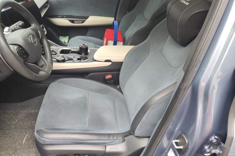 Used Lexus RZ 2023 450e All-Wheel-Drive Luxury Edition Left Front Seat