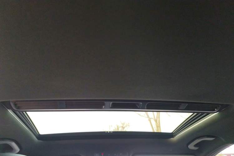 Used Mercedes-Benz C-Class 2020 C 260 Sport Edition Headliner