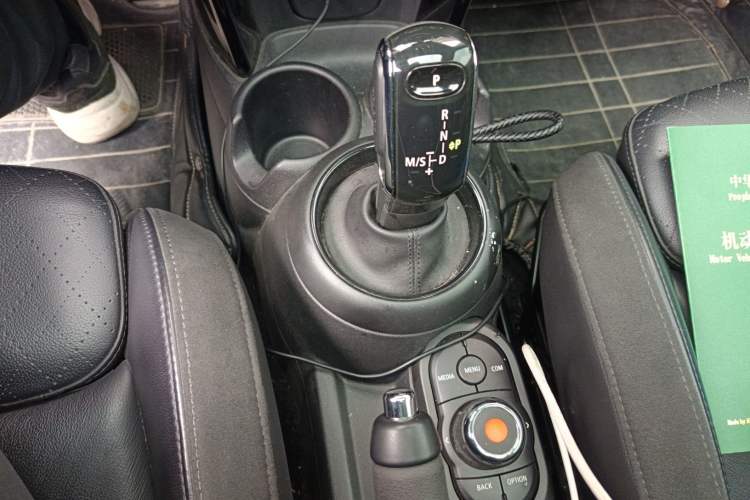 Used MINI MINI 2019 1.5T COOPER Artist