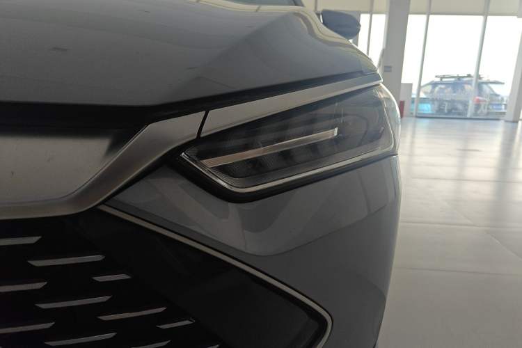 Used BYD Qin PLUS 2024 HONOR Edition DM-i 55KM Leading Model
