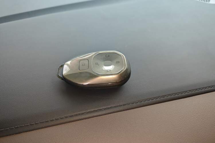 Used GAC Trumpchi E8 2024 Honor Series 2.0L Honor Edition