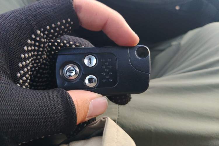 Used Honda Accord 2012 2.4L SE Vehicle Key