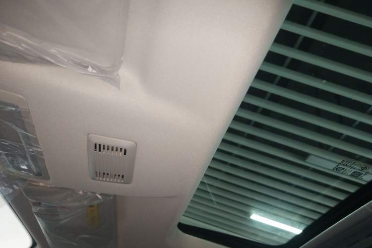 Used Roewe i5 2024 1.5L CVT Luxury Edition
