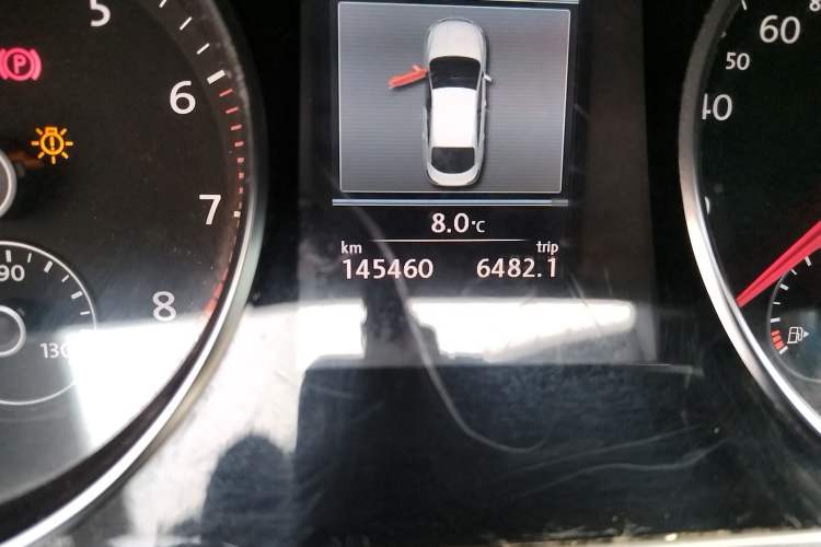 Used Volkswagen FAW-Volkswagen CC 2012 2.0 TSI Ultimate Edition Odometer Close Up