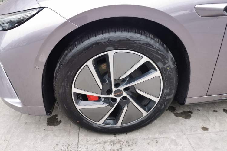 Used EXEED Star Era ES 2025 Extended-Range Max Urban Assisted Driving Left Front Wheel Hub