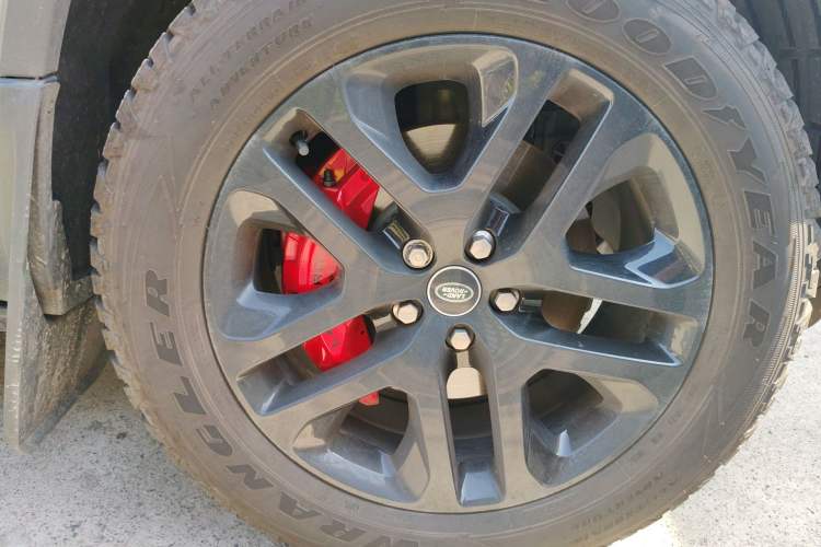 Used Land Rover Defender 2025 110 3.0T P400 Dark Edition
