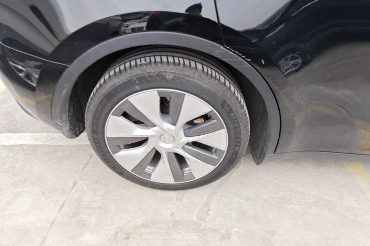 Used Tesla Model Y 2022 Rear-Wheel-Drive Version
