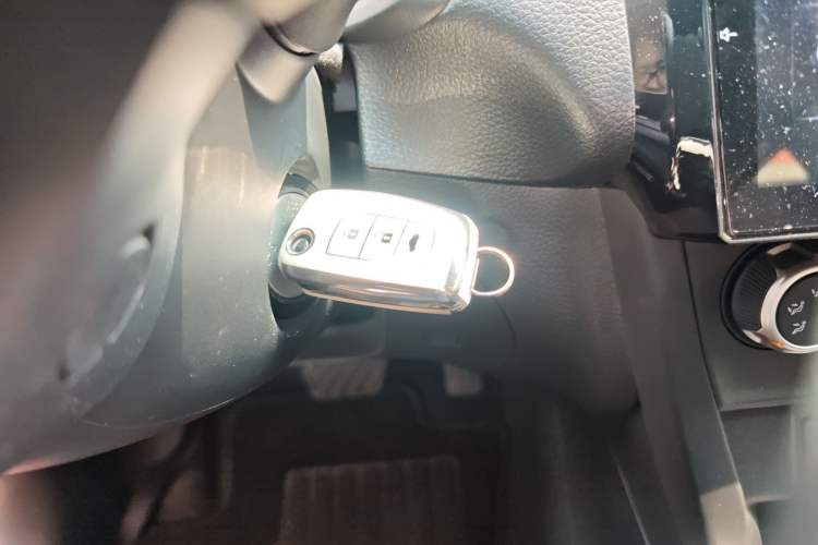 Used Nissan Sylphy 2024 Classic 1.6XE CVT Comfort Edition Vehicle Key