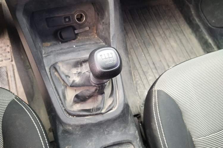 Used Wuling Hongguang 2021 1.5L Revised S Base Version with Electric Power Steering LAR
