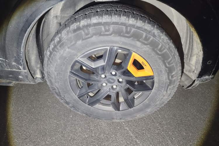 Used Ford Explorer 2023 EcoBoost 285 Kunlun Peak Edition 6-Seater Right Front Wheel Hub