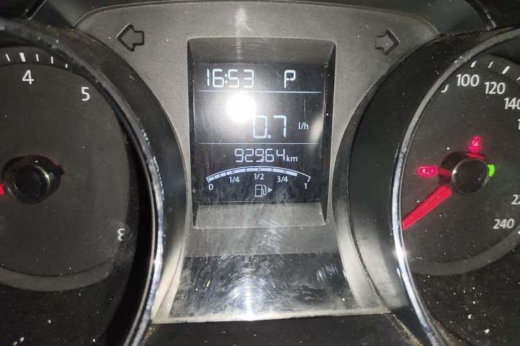 Used Volkswagen C-TREK 2017 1.6L Automatic Comfort Model Odometer Close Up