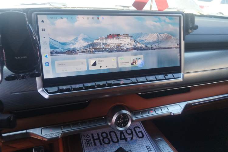 Used Tank 700 New Energy 2024 Hi4-T Extreme Edition Audio And AC Panel