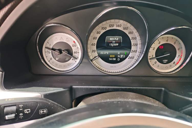 Used Mercedes-Benz GLK-Class 2015 GLK 260 4MATIC Fashion Edition Ultimate Version
