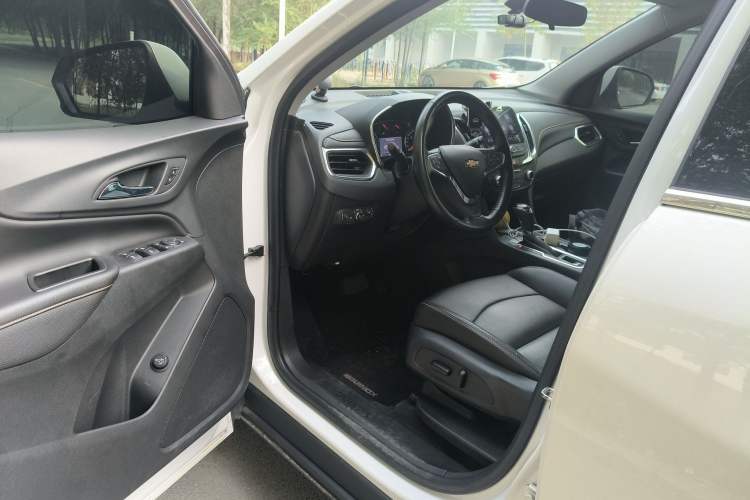 Used Chevrolet Equinox 2019 535T Automatic YuJie Edition China VI Driver Seat