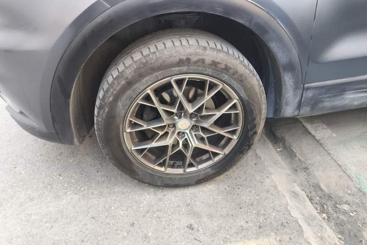 Used Qoros 5 2018 1.6T Automatic Leading Model
