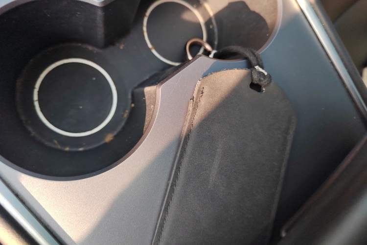 Used Tesla Model Y 2022 Revised Version Rear-Wheel Drive Vehicle Key