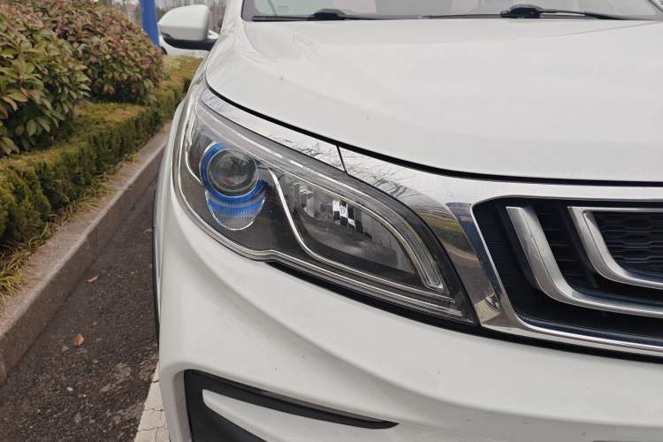 Used Geely Auto Vision X3 2019 Upgraded Model 1.5L CVT Elite Version
