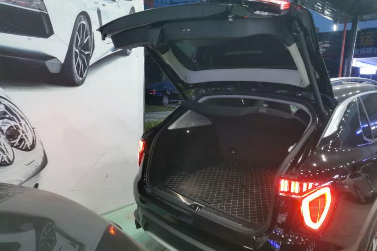 Used Lynk & Co 01 2017 2.0T Four-Wheel Drive Pro Edition