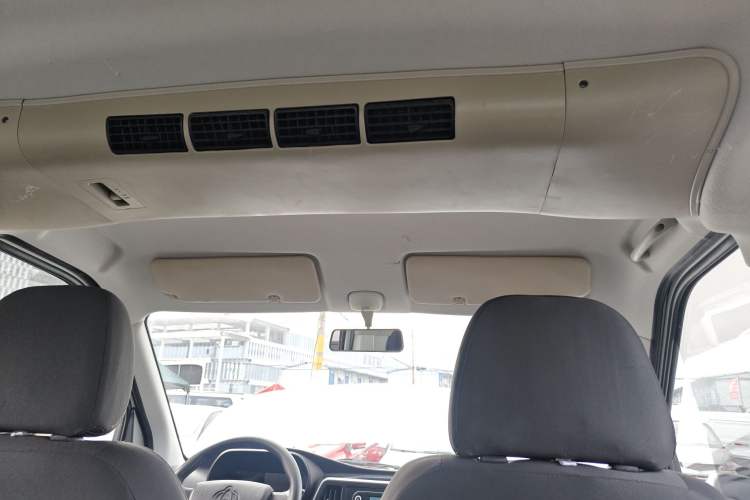 Used Chana Ruixing M60 2023 1.5L GDI Comfort-Class Passenger Vehicle 6/7 Seats