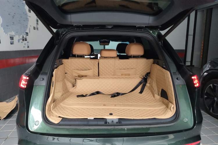 Used Geely Galaxy Galaxy Xingjian 7 EM-i 2025 120km Exploration+ Version