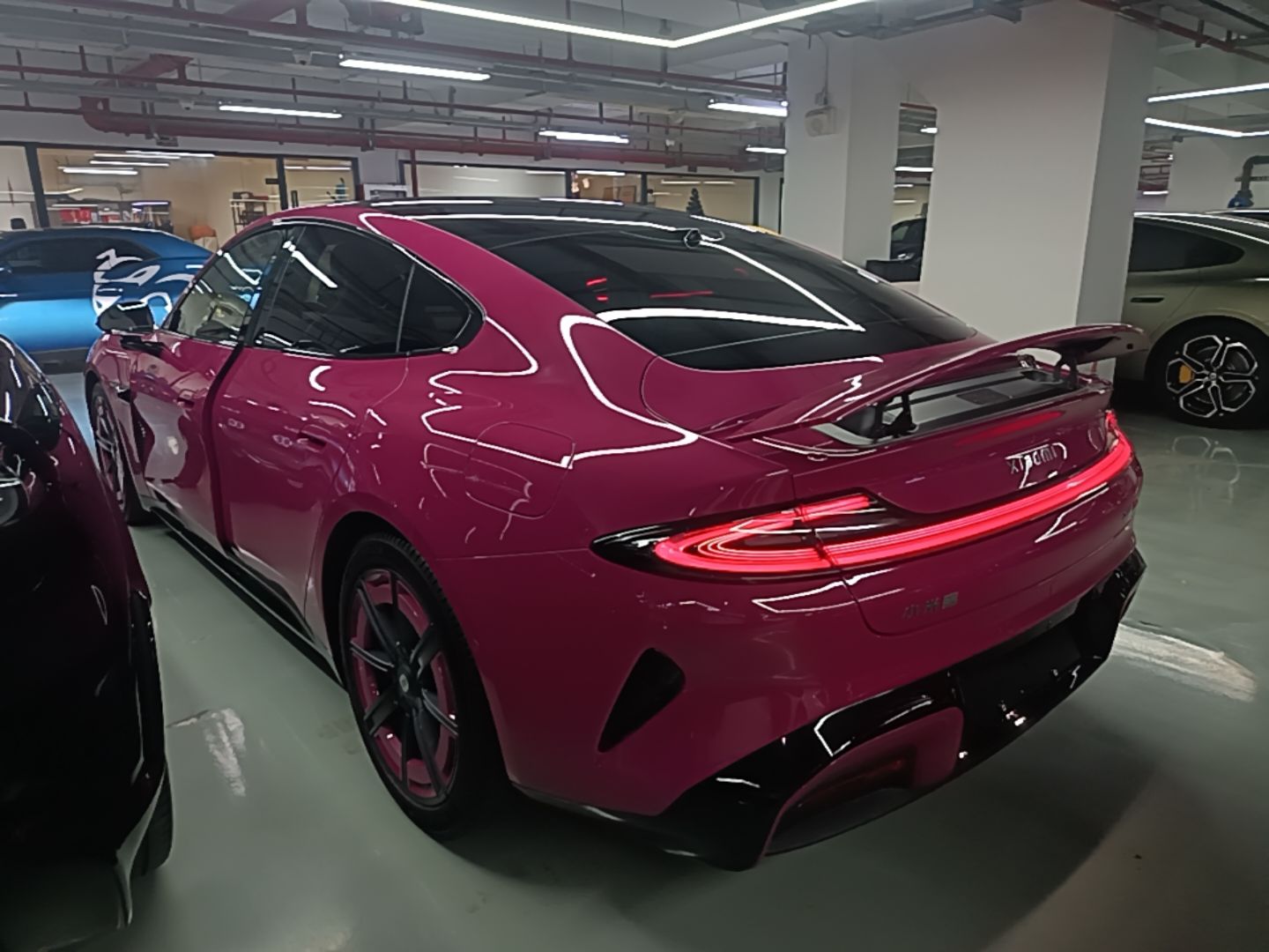 Xiaomi Auto SU7 2026 Model Max — снимка 4