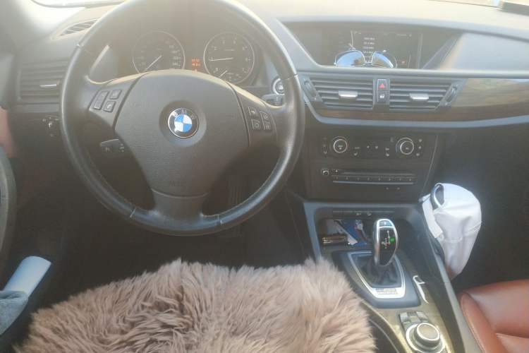 Used BMW X1 2012 xDrive20i Luxury Model