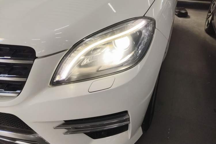 Used Mercedes-Benz M-Class 2014 ML 320 4MATIC
