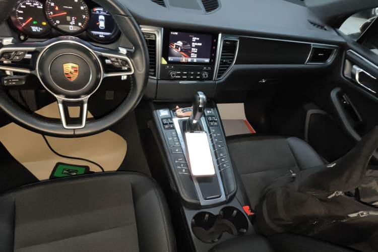 Used Porsche Macan 2017 Macan 2.0T
