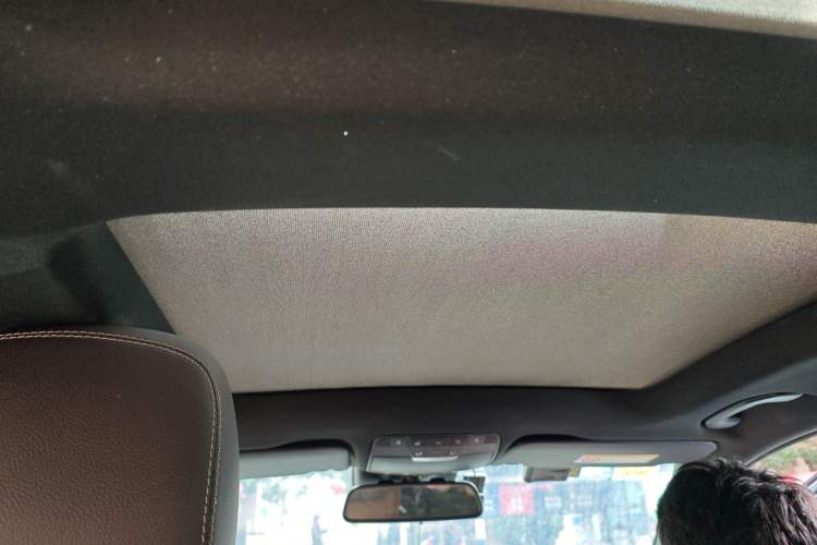 Used Mercedes-Benz GLC 2018 GLC 300 4MATIC Sport Edition Headliner