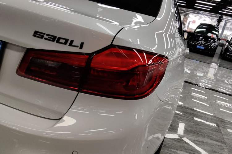 Used BMW 5 Series 2020 530Li Leading Model M Sport Package Right Rear Taillight