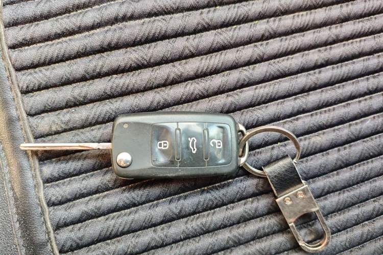 Used Volkswagen Lavida 2017 1.6L Manual Fashion Edition
