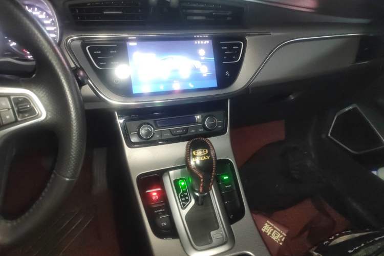 Used Geely Auto Emgrand GL 2018 1.8L DCT Elite Smart Connectivity Version

