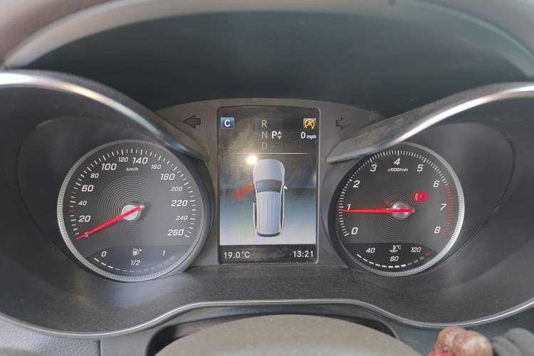 Used Mercedes-Benz GLC 2018 GLC 300 4MATIC Sport Edition Instrument Cluster