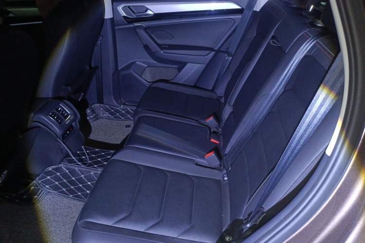 Used Volkswagen Tayron 2019 330TSI Two-Wheel Drive Luxury Model China VI Standard
