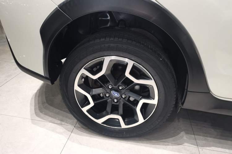 Used Subaru XV 2016 2.0i Comfort Navigation Edition Exterior 8