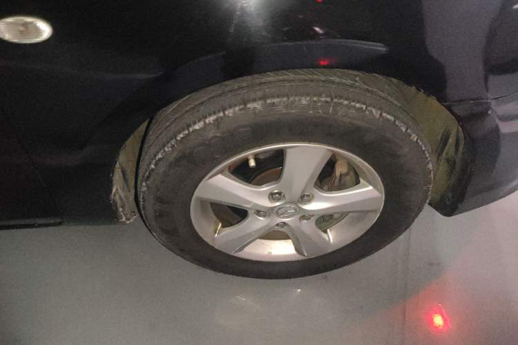 Used Mazda 3 2010 1.6L Manual Classic Stylish Version Right Front Wheel Hub