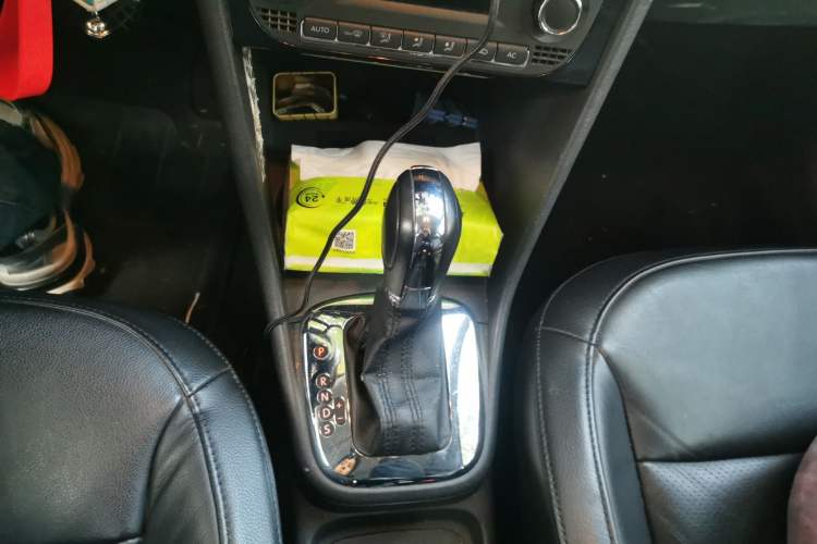 Used Volkswagen Polo 2013 1.6L Automatic Luxury Edition
