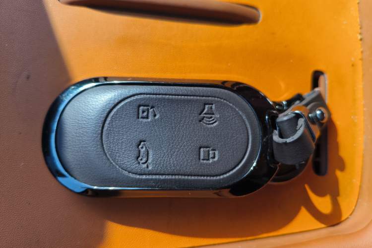 Used JETOUR Shanhai L7 Plus 2025 Model 121km Luxury 7-seater Vehicle Key