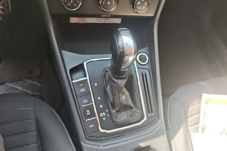 Used Volkswagen Lavida 2018 Hatchback 200TSI DSG Comfort Edition China V Standard
