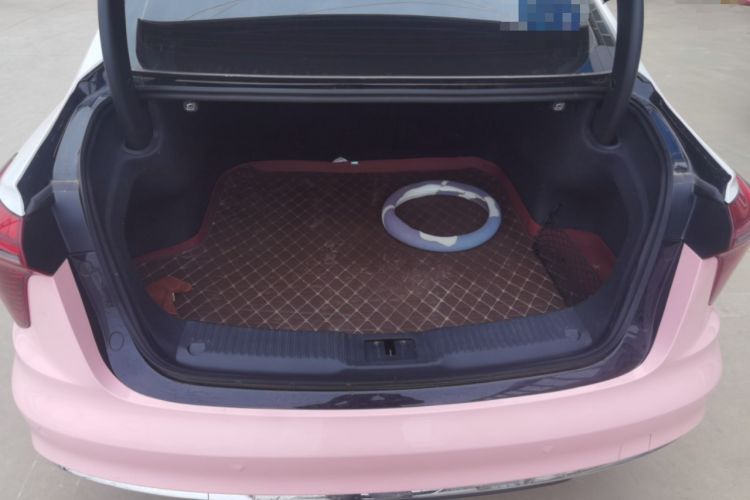 Used Hongqi H5 2024 1.5T DCT Smart Connect Flagship Edition Trunk